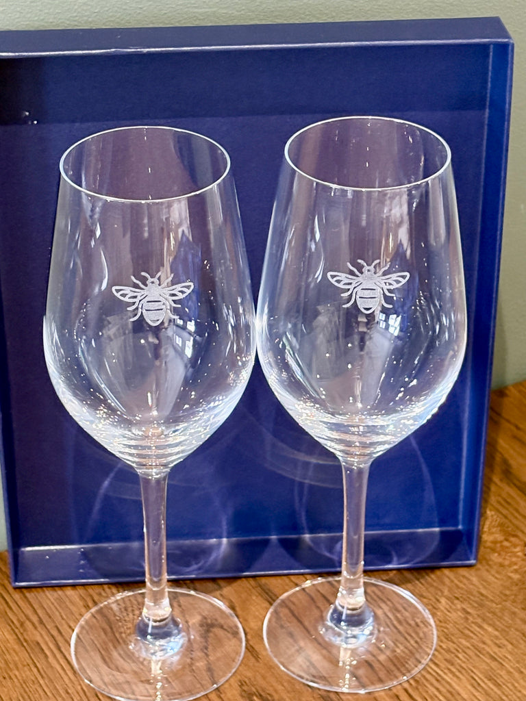 Wine Glass Gift Set - 2x Engraved Manchester Bee Glasses