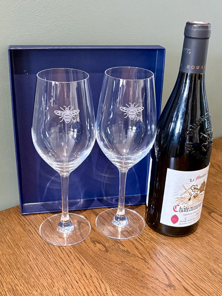Wine Glass Gift Set - 2x Engraved Manchester Bee Glasses