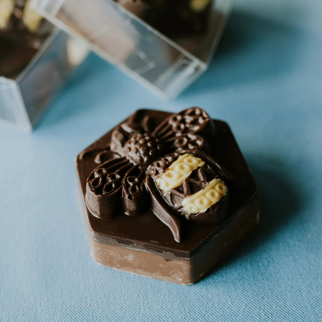 Caramel Filled Chocolate Manchester Bee- Set of 4