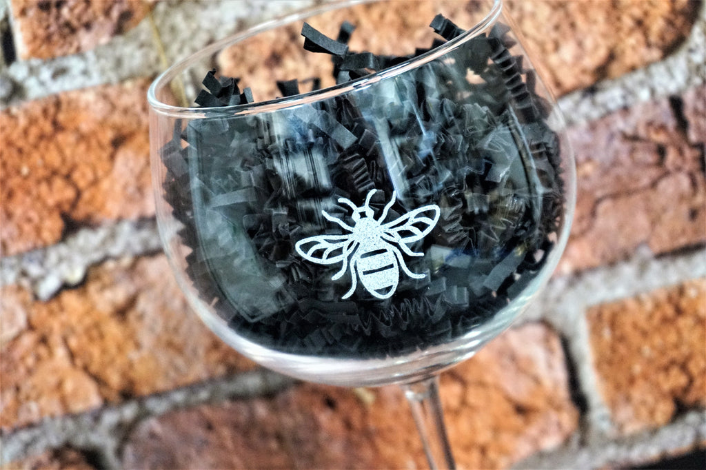 Gin Glass - Engraved Manchester Bee
