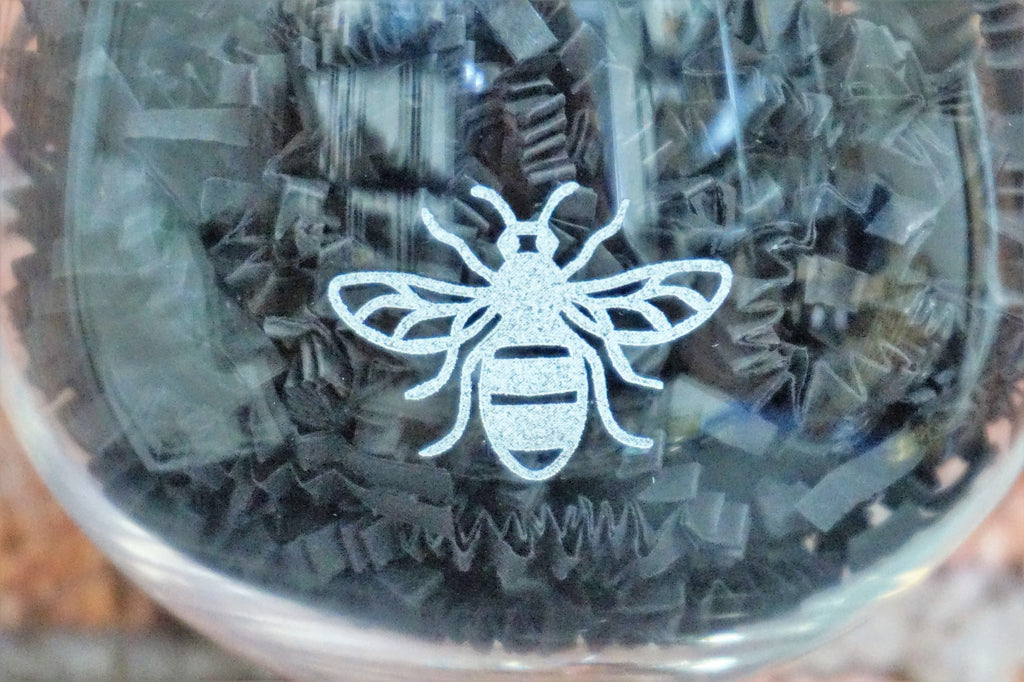 Gin Glass - Engraved Manchester Bee