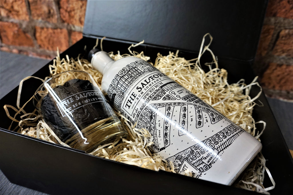 Salford Rum & Engraved Glass Gift Set